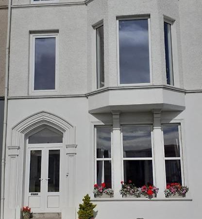 Mervue Apartment, 4 Causeway View, Portrush Exteriör bild