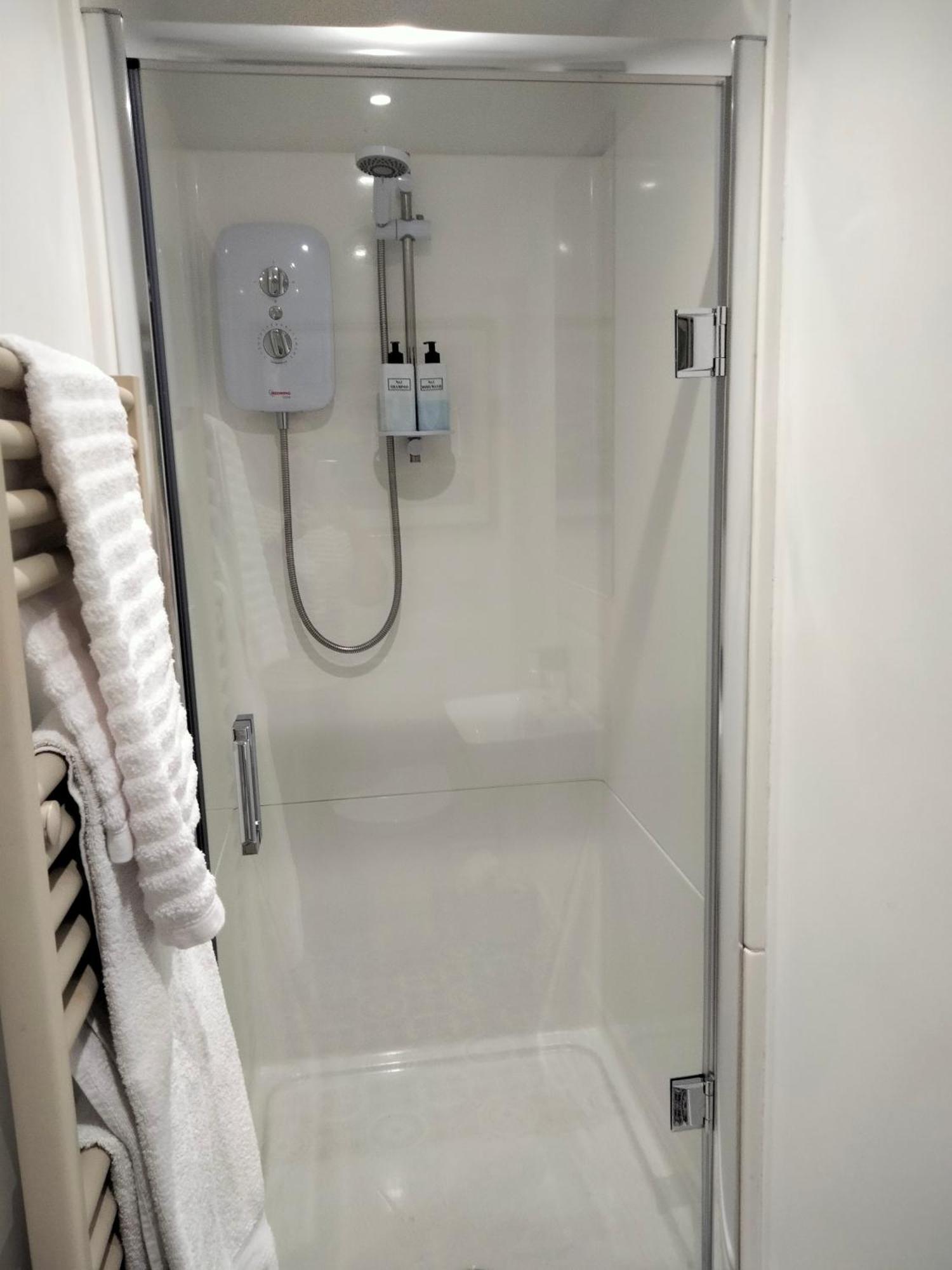 Mervue Apartment, 4 Causeway View, Portrush Exteriör bild