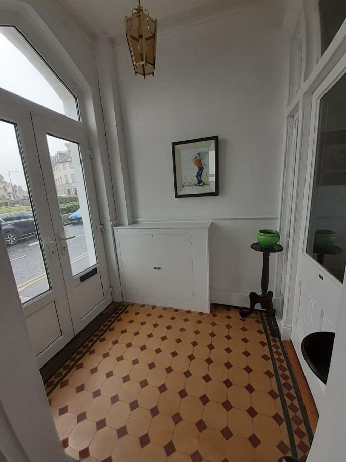 Mervue Apartment, 4 Causeway View, Portrush Exteriör bild