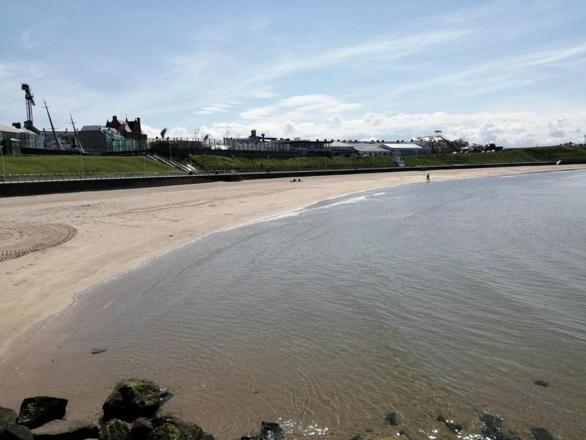 Mervue Apartment, 4 Causeway View, Portrush Exteriör bild